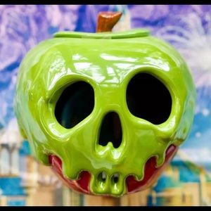 Disney snow poison apple ceramic candle holder